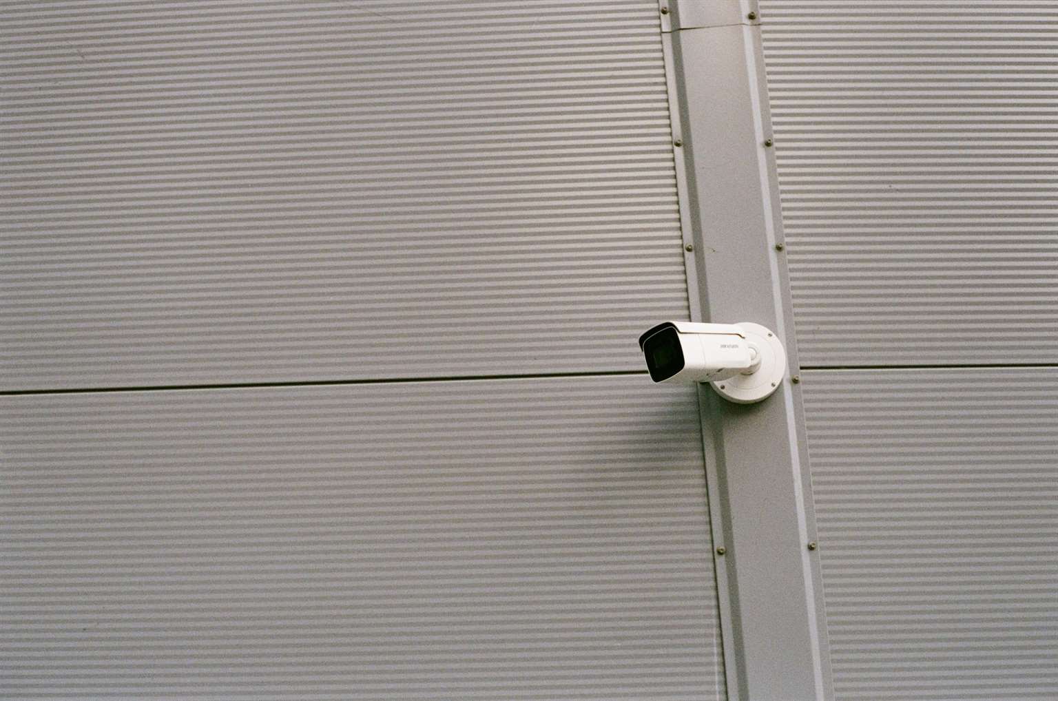 В Москве камеры видеонаблюдения помогают вычислить место нахождения призывников