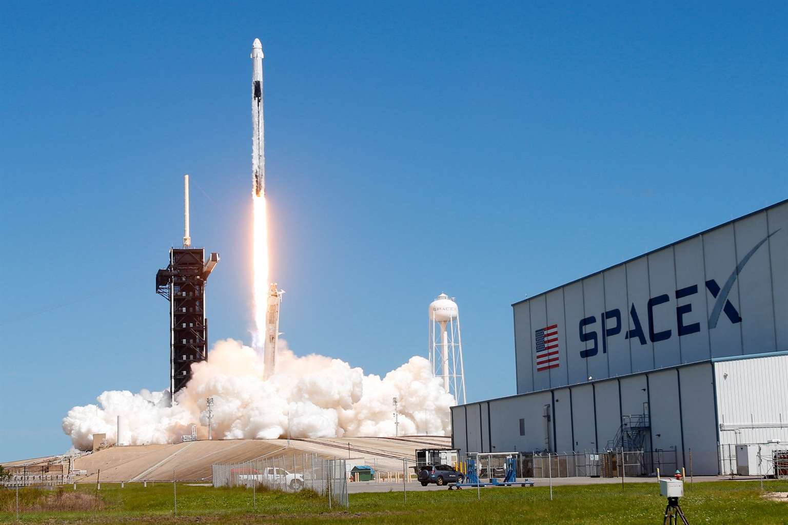 SpaceX вывела на орбиту еще 56 спутников Starlink