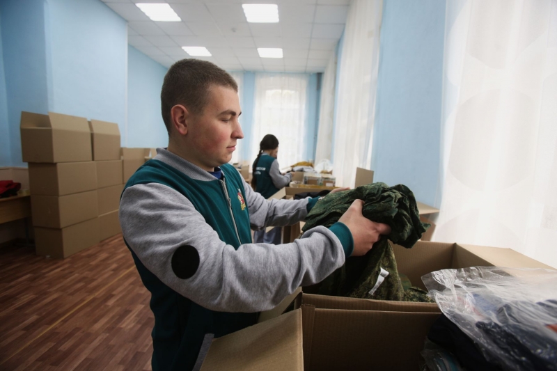 Студенты Свердловской области собирают гуманитарную помощь для участников СВО