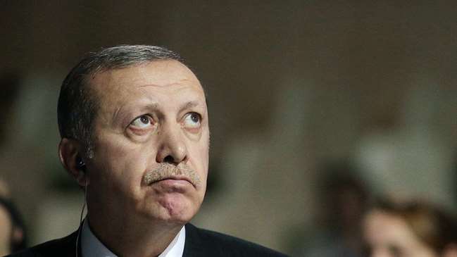 Кылычдароглу назвал Эрдогана фальшивым лидером, скребущемуся в дверь к Россию