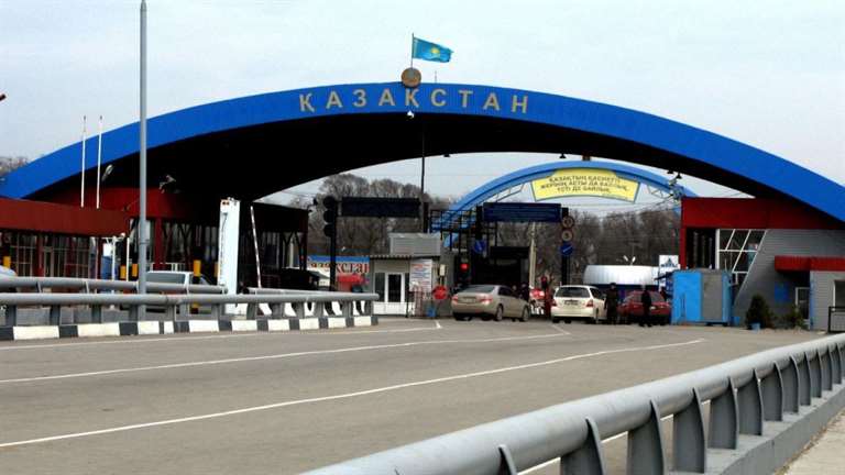 Казахстан поменял правила въезда для россиян