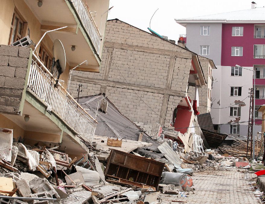 Афганистан: Более 2 тысяч жертв землетрясения в Герате