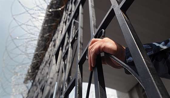 СМИ: Минобороны РФ столкнулось с массовыми отказами заключенных участвовать в СВО