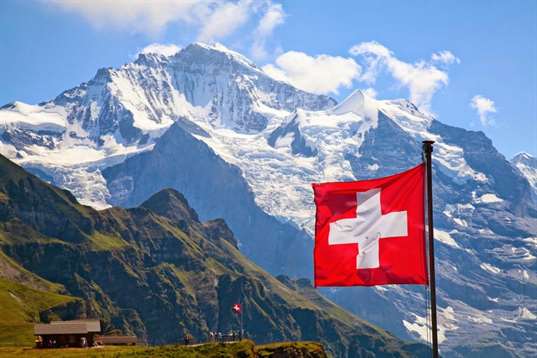 Швейцария присоединилась к 11-му пакету санкций ЕС против России