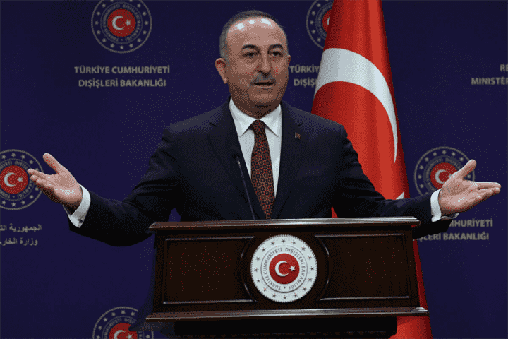 Турция раскритиковала западные посольства за создание паники