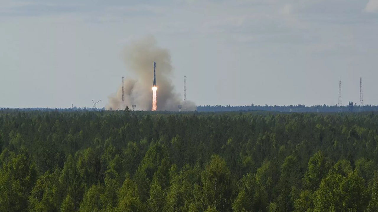 Воздушно-космические силы России провели запуск ракеты в космос