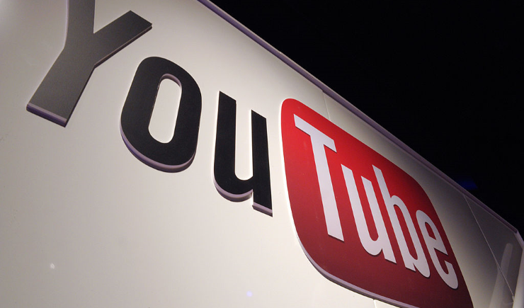 YouTube потребует от пользователей ставить метки на созданный нейросетями контент