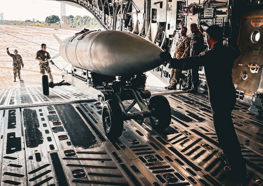 США истощили запасы вооружений из-за помощи Киеву. Оценка американского генерала