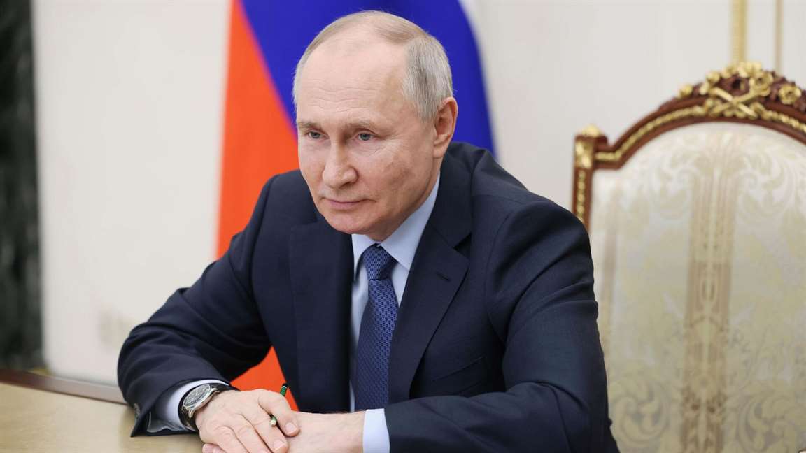 Путин поручил изменить стратегию научно-­технологического развития России до 15 октября