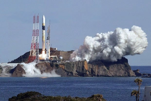 Япония готовит запуск спутника для слежки за Северной Кореей