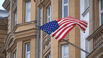 Посольство США просит американцев покинуть Россию