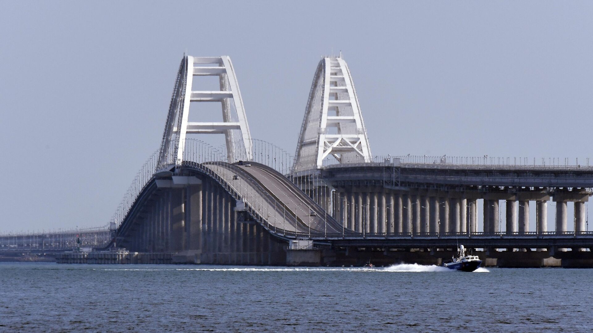 Крымский мост полностью восстановлен после теракта
